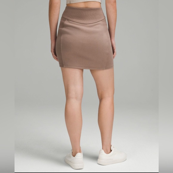 NWT Lululemon Scuba High Rise Mini Skirt Sz L - Picture 4 of 5
